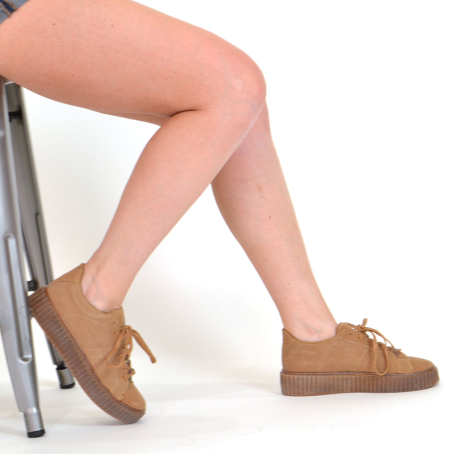 SOBEYO Women's Sneakers Lace-up 6 Eyelets Platform Faux Suede Tan